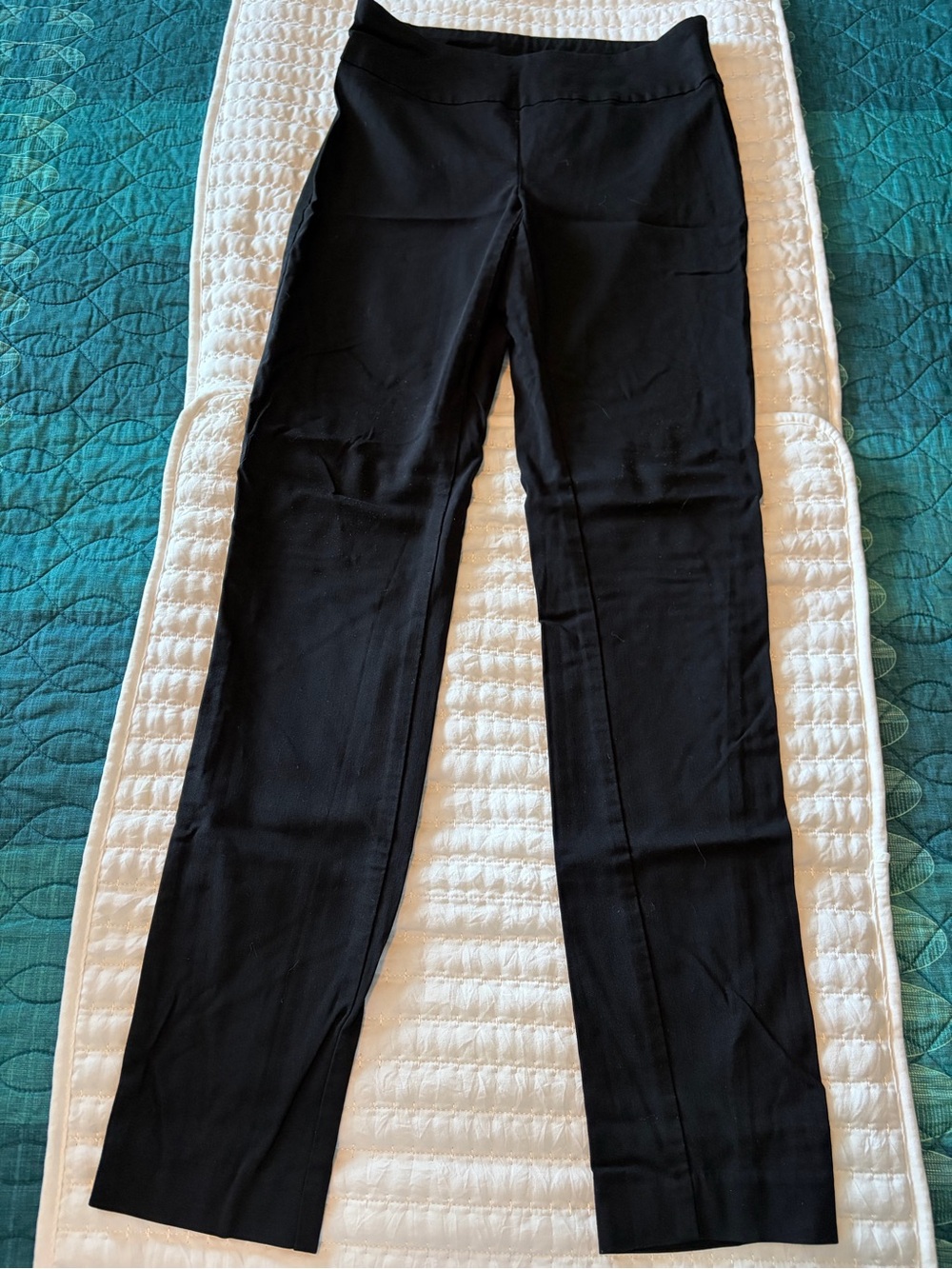 Van Heusen Black Slim Stretch Ponte Capris